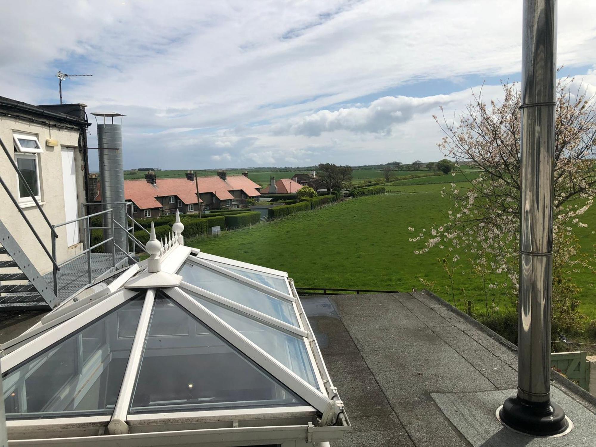 The Sunningdale Hotel Bamburgh Exterior photo